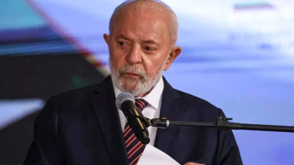 Lula se solidariza com familiares de vítimas de acidente aéreo