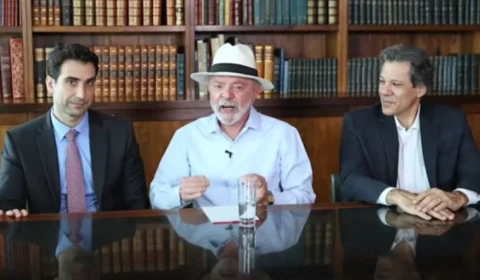 Lula diz que governo não vai interferir em nova gestão do BC