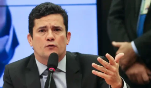 Moro critica políticas de segurança pública de Lula e decreto sobre uso de armas por policiais