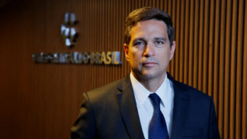 Cresce a dolarização da poupança no Brasil em meio a incertezas econômicas