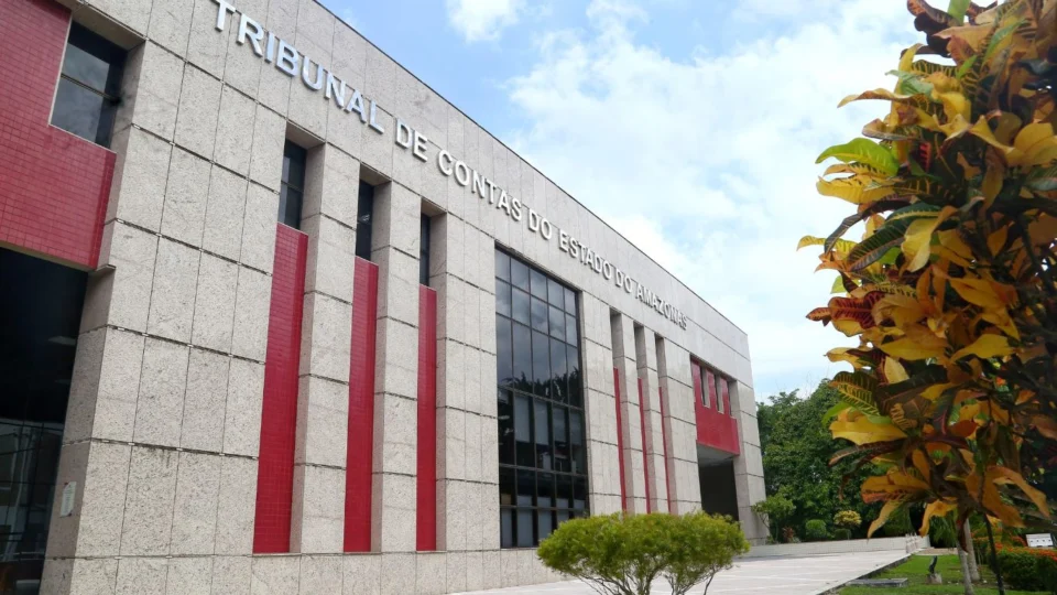 Tribunal Pleno do TCE-AM vai julgar 106 processos na pauta desta sexta-feira (20)
