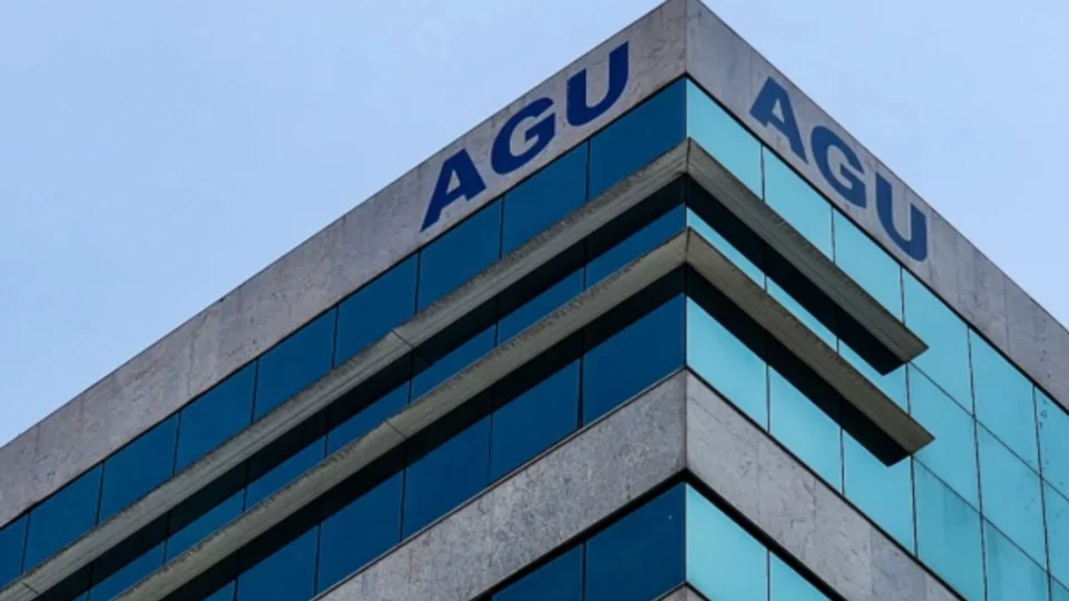 AGU orienta governo a não pagar R$ 4,2 bilhões em emendas bloqueadas pelo STF