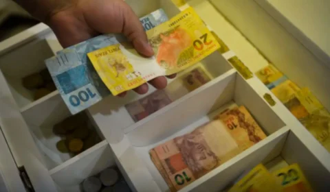 Economia: ano fecha com alta do PIB, emprego recorde e juros altos