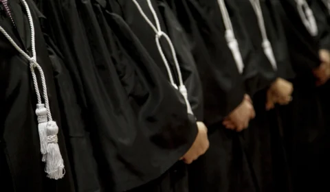 TJAM lança edital de concurso com 26 vagas para juiz substituto e cadastro de reserva