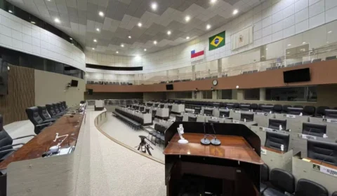 Vereadores de Manaus terão quase dois meses de recesso