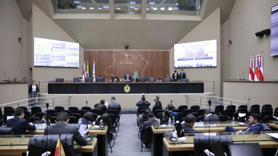 Comissão da Aleam aprova parecer favorável ao Projeto de Lei Orçamentária Anual 2025