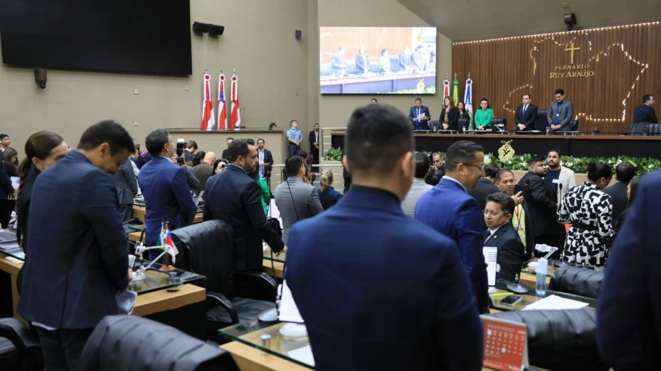 Aleam aprova PL que cria cadastro de pedófilos no Amazonas