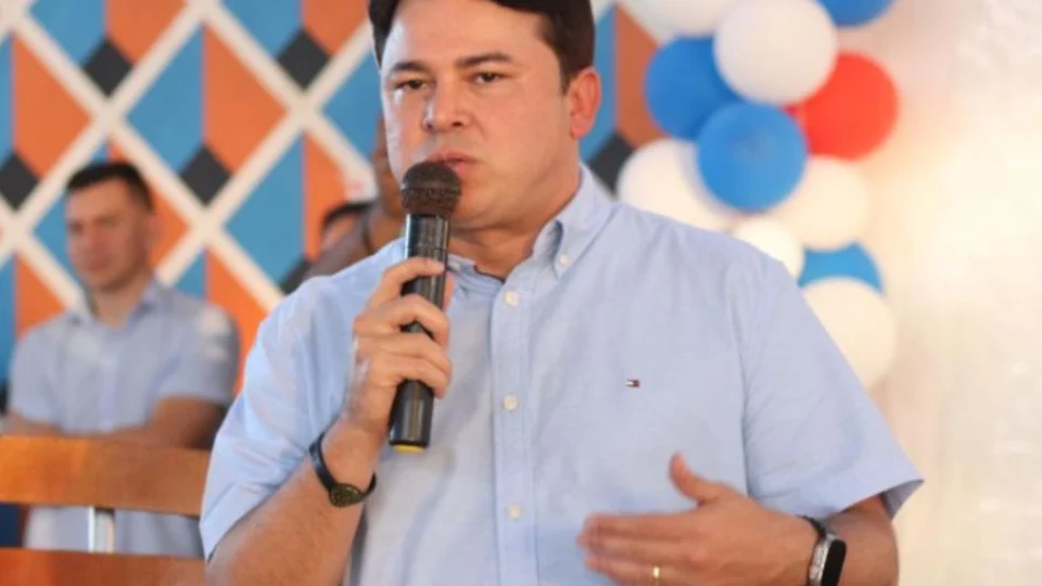 Prefeito de Coari gasta mais de R$ 7 milhões com publicidade