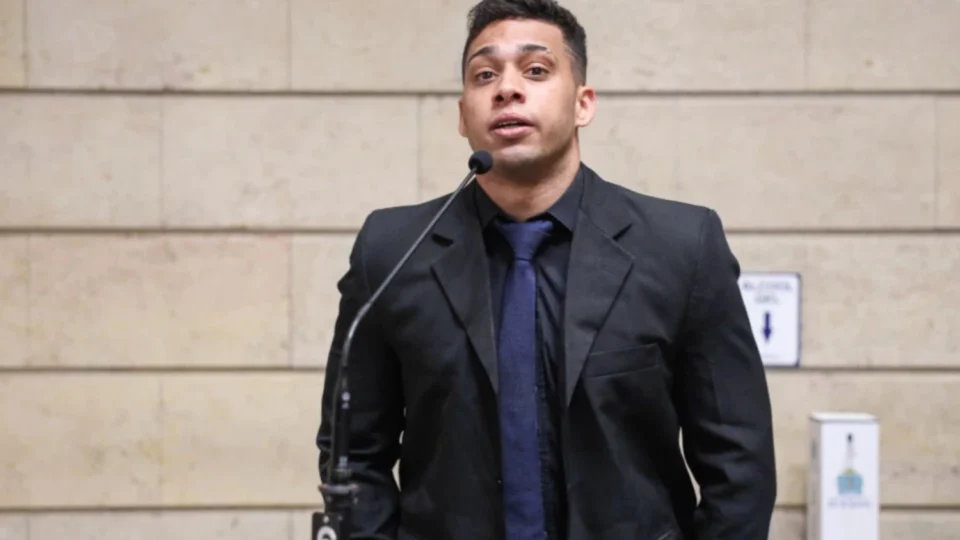 Ex-vereador Gabriel Monteiro é condenado por invadir hospital