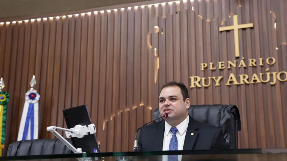 Presidente Roberto Cidade faz avaliação da atuação parlamentar ao longo de 2024