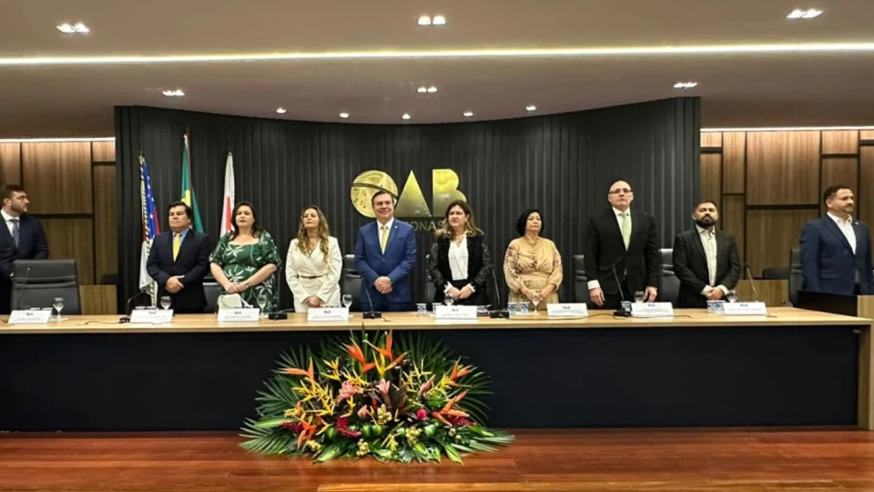 OAB-AM realiza posse da nova diretoria para o triênio 2025/2027