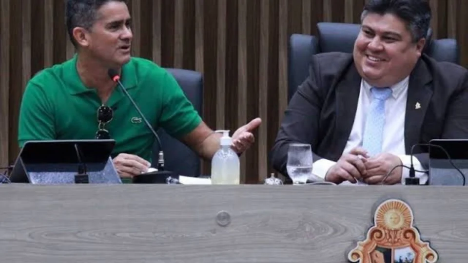 David Almeida declara apoio a David Reis pela disputa à presidência da CMM