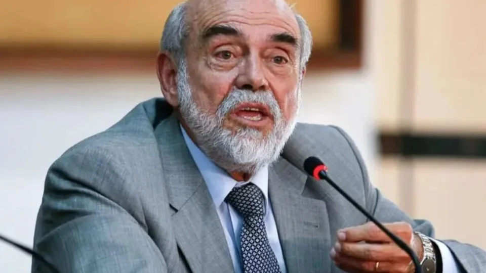 Morre advogado Marcello Lavenère, que pediu impeachment de Collor