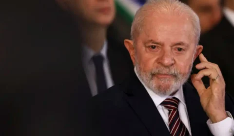 Lula cria estatal para o setor aeroespacial