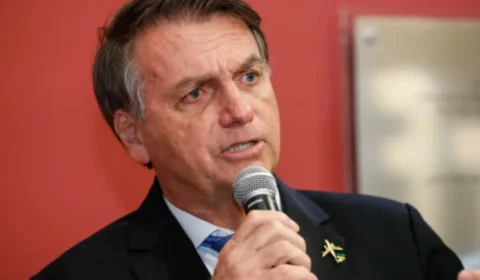 Bolsonaro critica investigação da Justiça Federal contra soldado israelense em férias no Brasil
