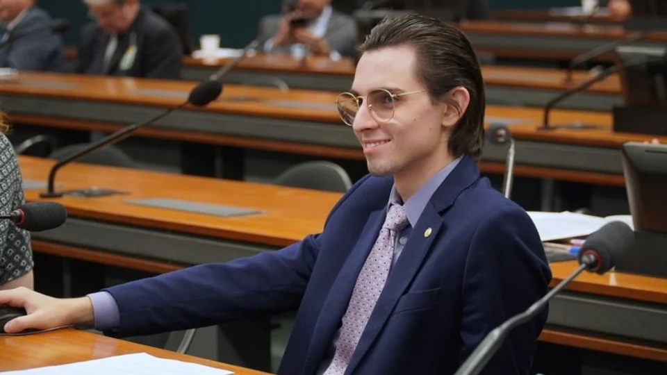 Amom Mandel é o mais econômico do Brasil, com 94,89% de economia no uso do cotão parlamentar