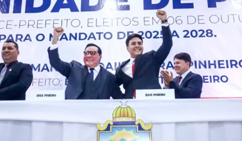 Prefeitura de Coari agora é comandada por pai e filho