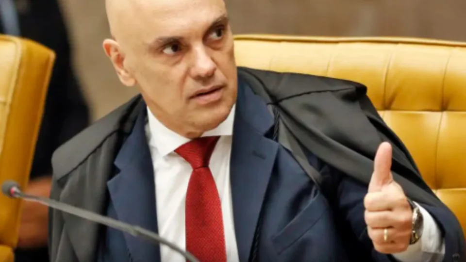 Moraes diz que plataformas continuarão no Brasil se respeitarem a lei