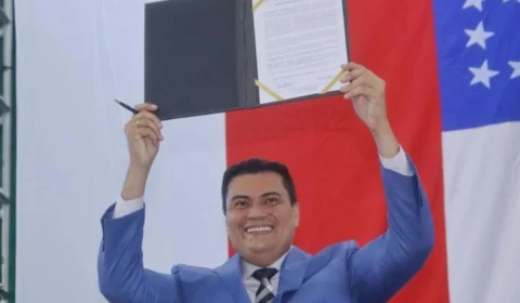 Thomé Neto assume a Prefeitura de Autazes e vereadores são empossados