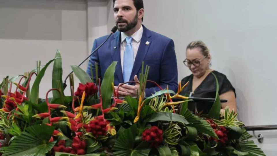 Prefeito Igor Normando e vice Cássio Andrade tomam posse em Belém