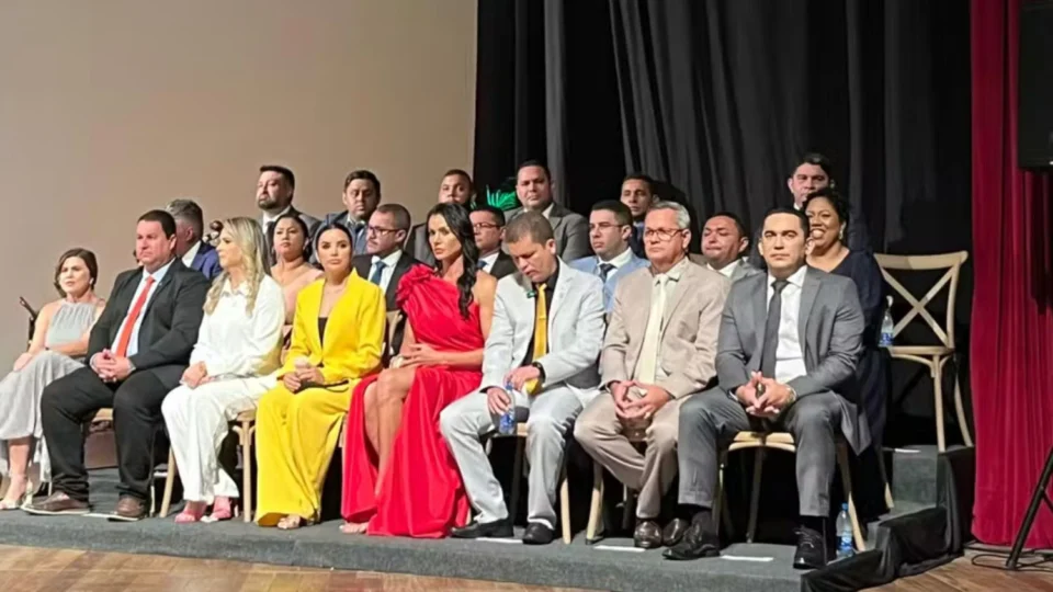 Prefeito, vice e vereadores tomam posse em Boa Vista com promessas de avanços na gestão