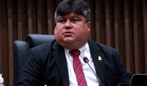 “A cidade de Manaus tem sofrido com ocupações desordenadas há décadas”, diz David Reis