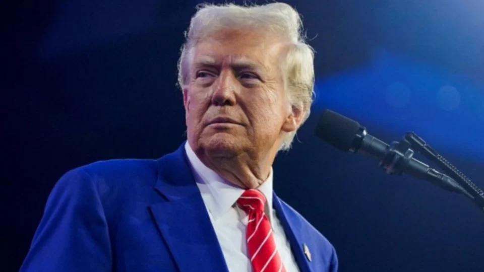 Vitória de Trump na eleição presidencial é certificada pelo Congresso dos EUA