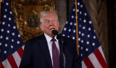 Trump publica nas redes sociais mapa em que Canadá aparece como parte dos EUA