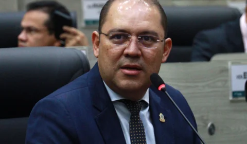 Rosivaldo Cordovil usa “cotão” para contratar empresa ligada à chefe de gabinete