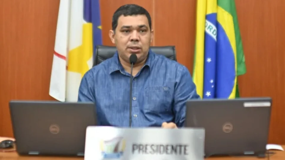 Sampaio promulga ampliação de prazo para extinguir Cerr de Roraima após Denarium não sancioná-la