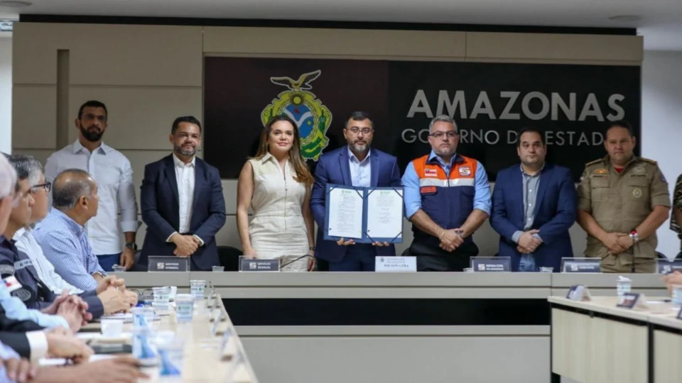 Wilson Lima torna permanente Comitê de Enfrentamento a Eventos Climáticos e Ambientais