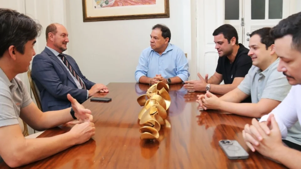 Presidente da Alepa, deputado Chicão, recebe chefe do Legislativo de Santa Catarina