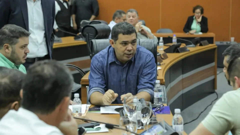 ALE-RR avalia reajuste na conta de água, emergência em São Luiz e privatização na saúde