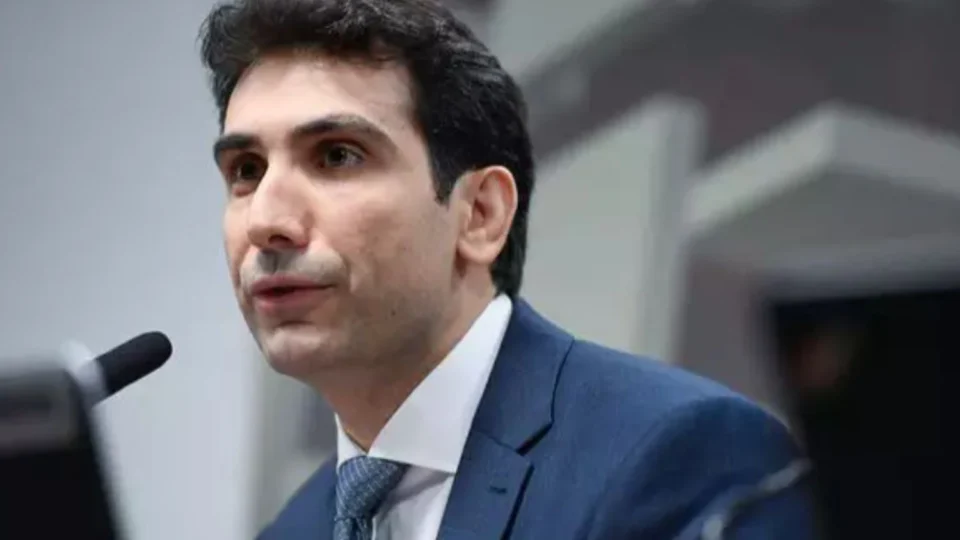 Sob Galípolo, Copom deve elevar Selic em 1 ponto nesta quarta-feira