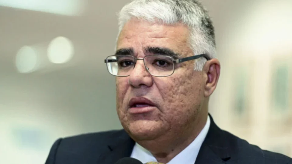 Eduardo Girão promete, se eleito, pautar impeachment de Moraes