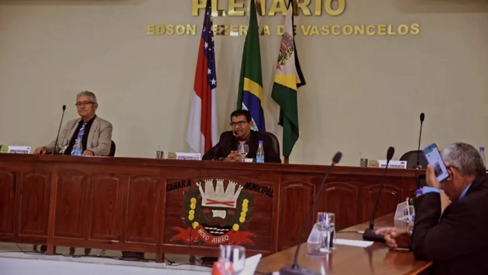 Prefeitura de Novo Airão gasta mais de R$ 100 mil com contratos sem licitação com padaria