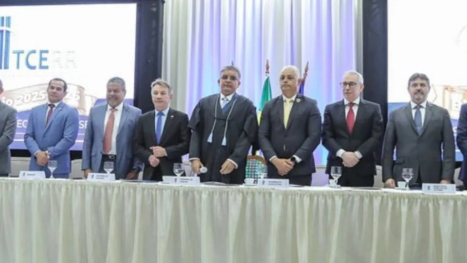 ALE-RR reforça parceria com TCE durante posse de nova composição do órgão fiscalizador