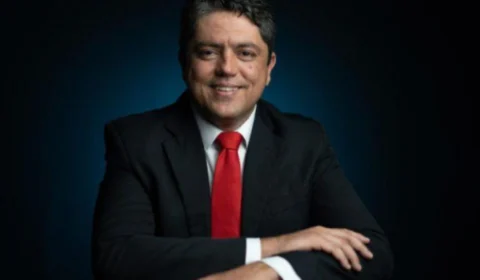 Kennedy Paz é mantido como secretário executivo de gabinete do vice-prefeito de Manaus
