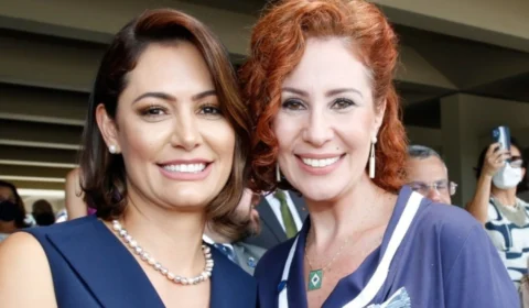 Michelle Bolsonaro manifesta solidariedade a Carla Zambelli após cassação de mandato