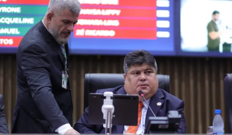 TCE dá 5 dias para a CMM, sob gestão de David Reis, explicar contrato de R$1,5 milhão sem licitação