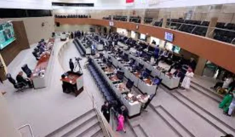 Justiça esclarece erro e confirma reajuste salarial dos vereadores de Manaus