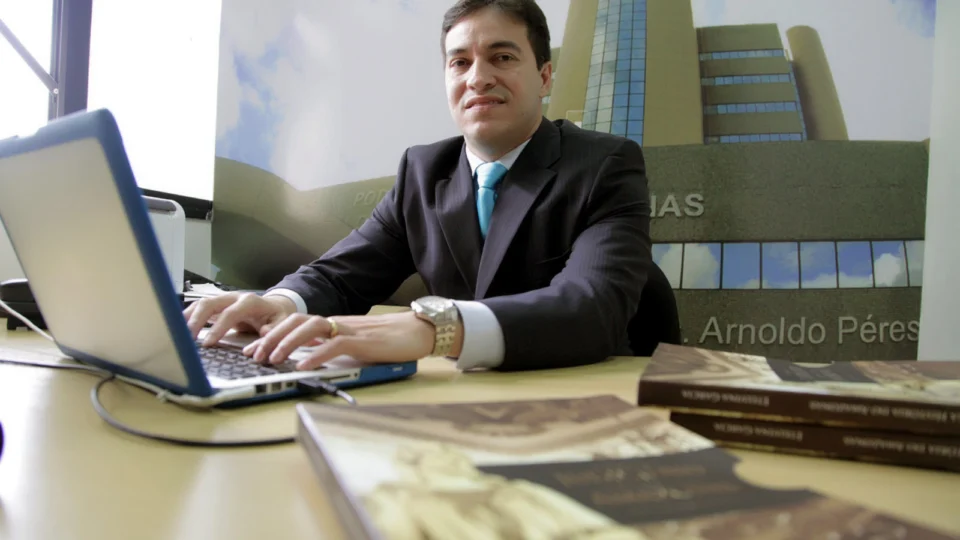 Juiz afastado pelo CNJ rebate acusações sobre caso Eletrobras