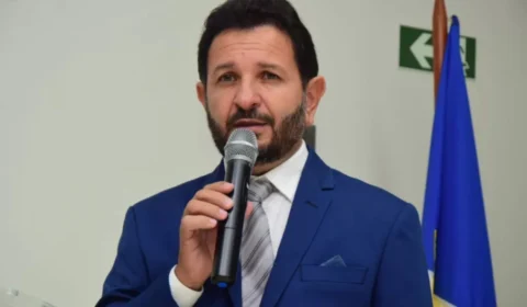 Prefeito suspende reajuste até do próprio salário após gasto excessivo com servidores em Roraima