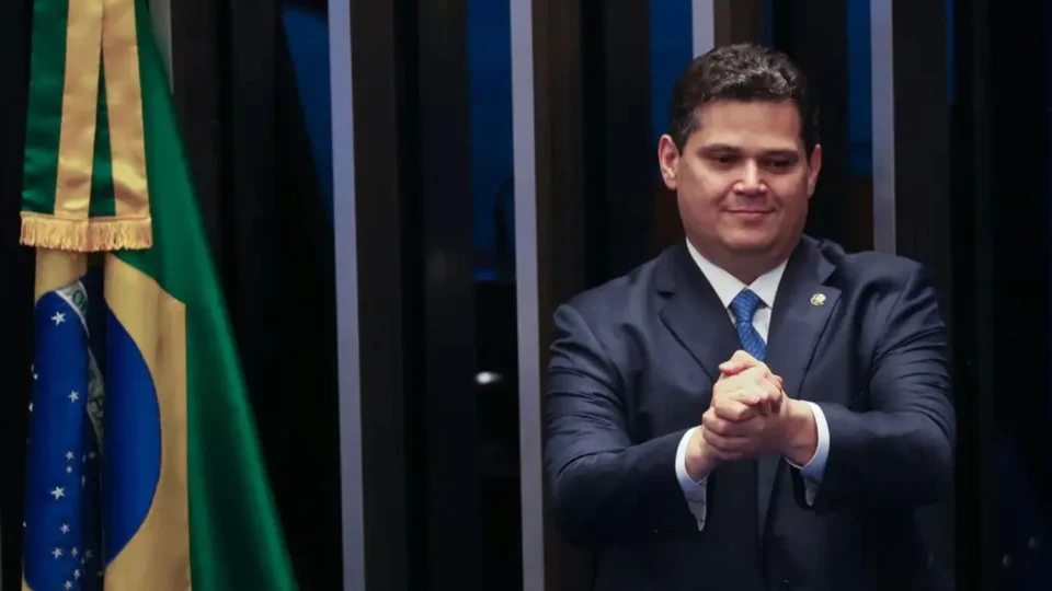 “Não estou em busca de protagonismo”, diz Alcolumbre após ser eleito