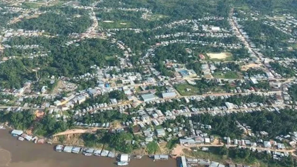 Prefeitura de Jutaí é cobrada pelo MPAM para retirar moradores de áreas de risco  