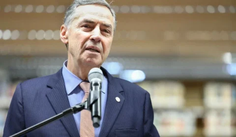 STF gasta quase R$ 40 mil em gravatas personalizadas