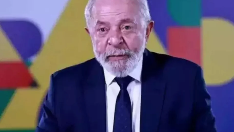 Piora e chega a 55% desaprovação de Lula no País, segundo o Paraná Pesquisas