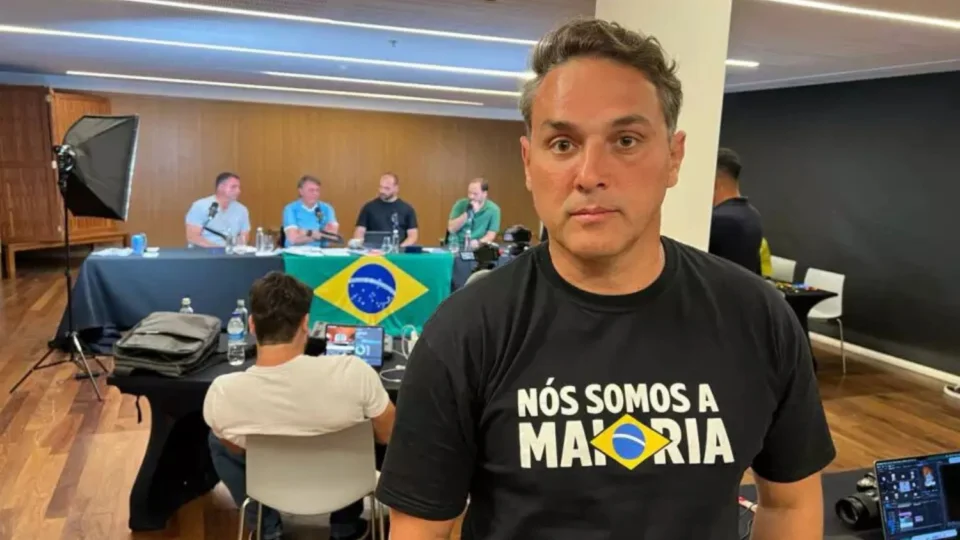 Oposição repudia denúncia contra Bolsonaro e fala em supressão de direitos