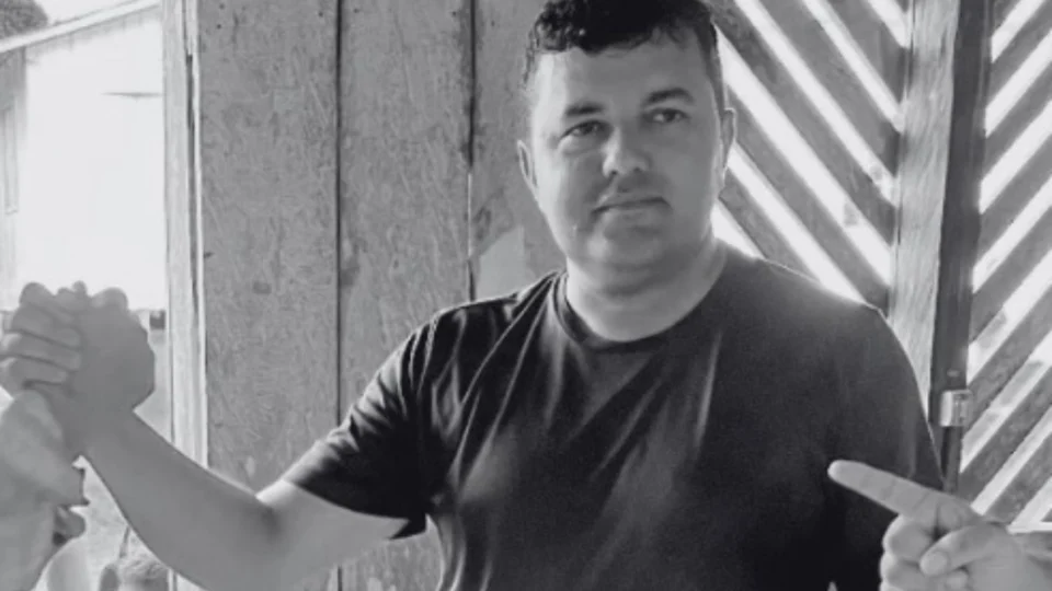 Sobrinho de prefeito e ex-vereador de São Paulo de Olivença, Maicon Martins morre em naufrágio