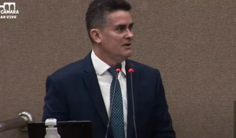 David Almeida anuncia reajuste da tarifa de transporte coletivo para R$ 5 em Manaus